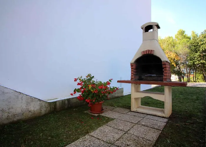 別荘 In - Istrien 9919 *